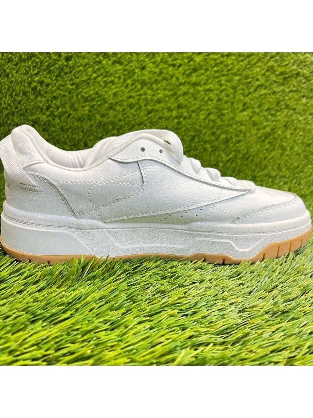Reebok Club C Double Geo Womens Size 7 White Athletic Lifestyle Shoes Sneakers